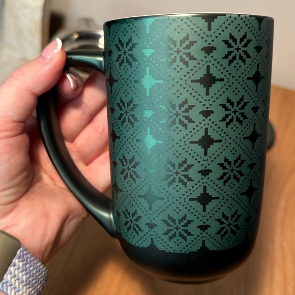 David’s Tea Patterned Green Mug with Infuser - Picture 6 of 8